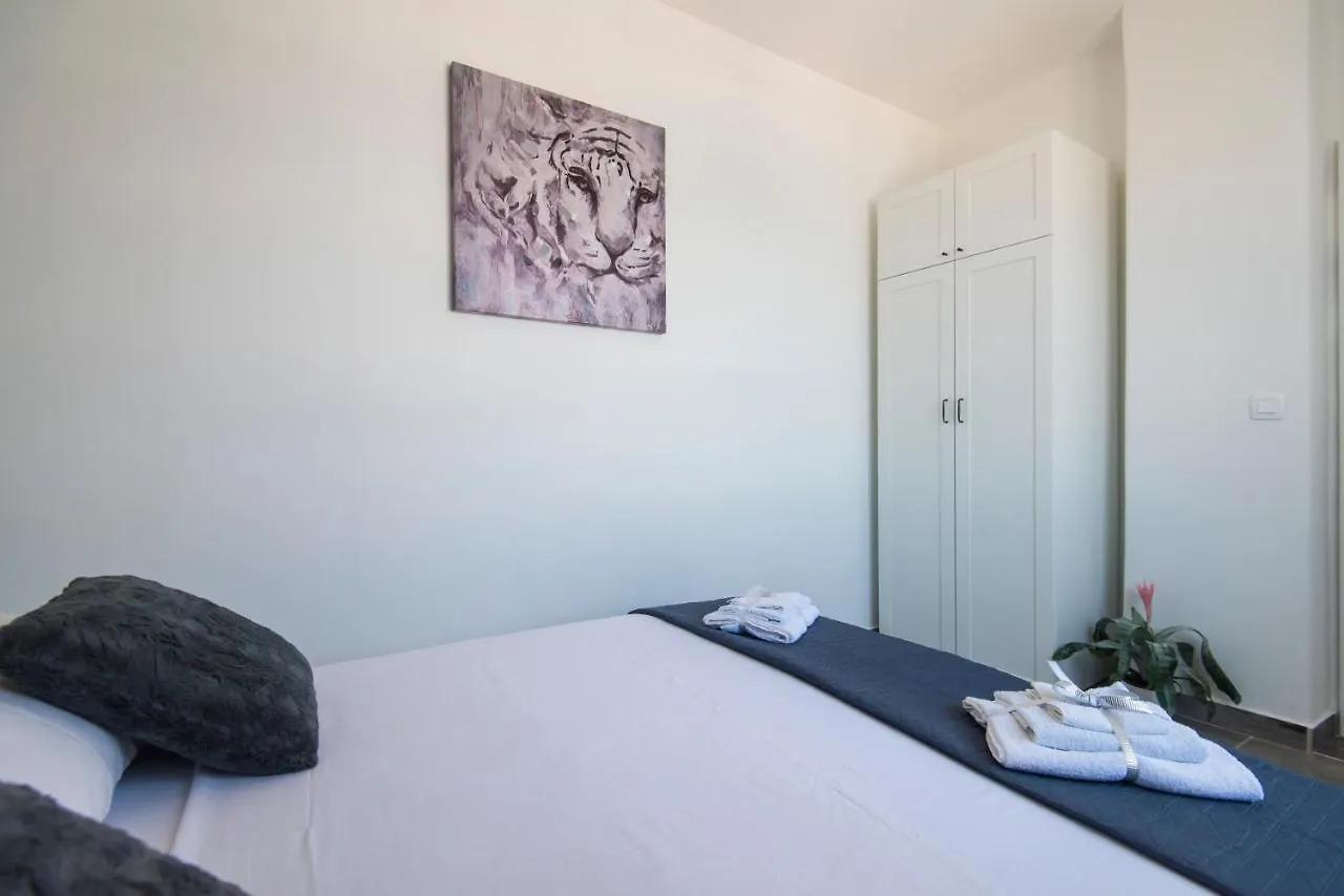 Pleasure Sea View Apartment Zadar