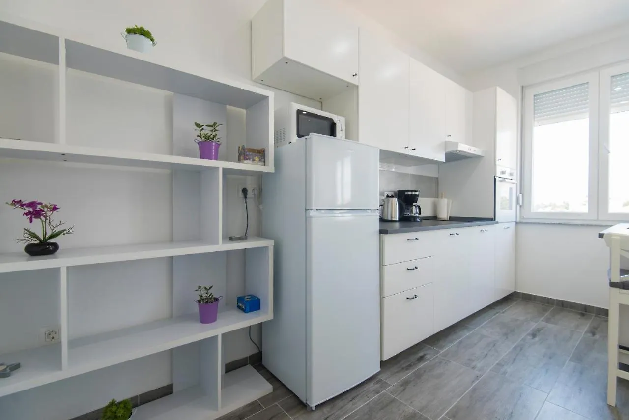Pleasure Sea View Apartment Zadar